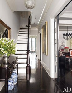 item8.rendition.slideshowWideVertical.brooke-shields-david-flint-wood-new-york-home-08-stairway